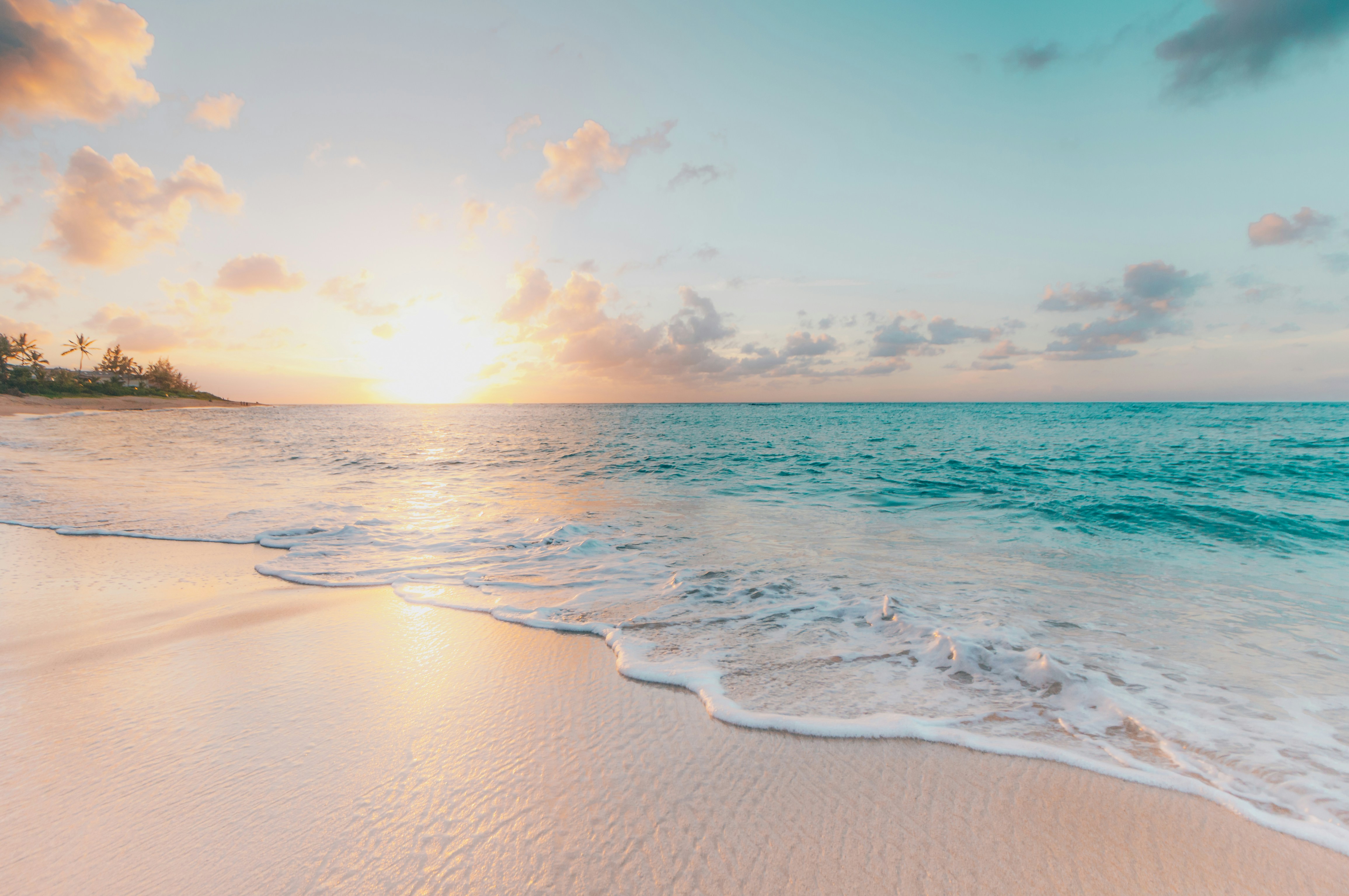Tropical Bliss: Overwater Luxury in Maldives